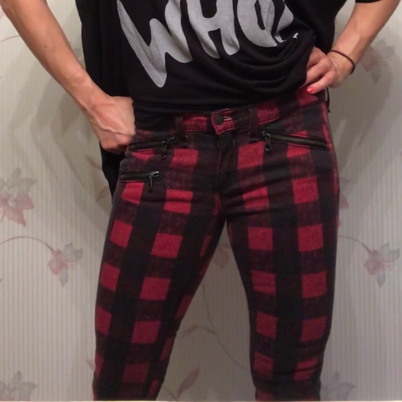 Rag and Bone red buffalo jeans - Picture 2 of 7